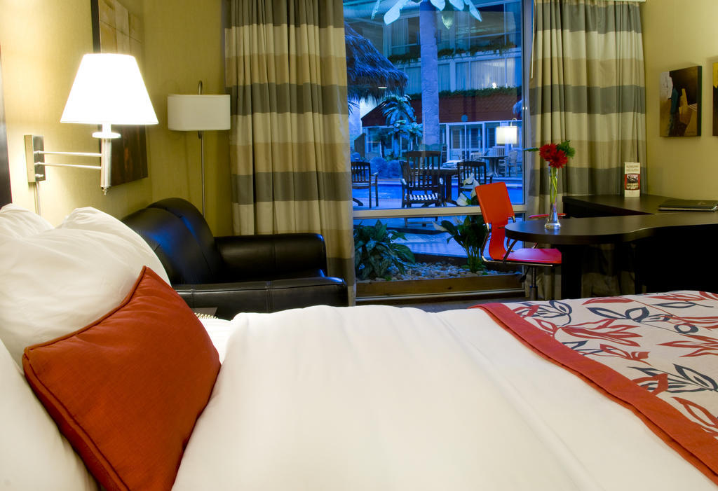 Ramada Plaza Crystal Palace Dieppe Kamer foto