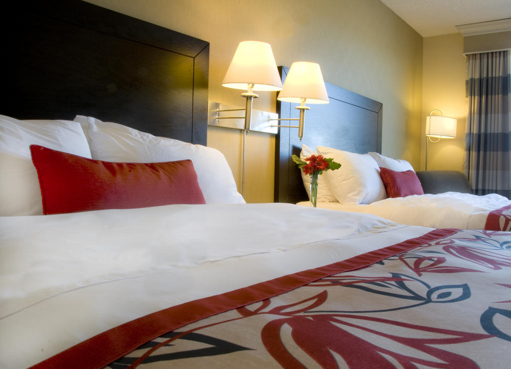 Ramada Plaza Crystal Palace Dieppe Kamer foto